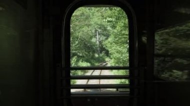 Son araba retro tren - pencereden Georgia görüntülemek