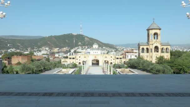 Holy Trinity Katedrali Tbilisi Tsminda Sameba - Gürcistan — Stok video