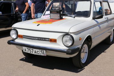 Yoshkar-Ola, Rusya, 02 Haziran, 2019: oto ve motosiklet Sergisi-Festival-yo Summit 2019-Autoshow-nadir, ayarlı ve alışılmadık araçların Sergisi.