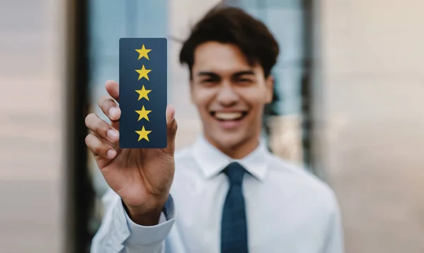 Customer Experiences Concept. Happy Young Businessman Giving Fiv — Stock Photo, Image