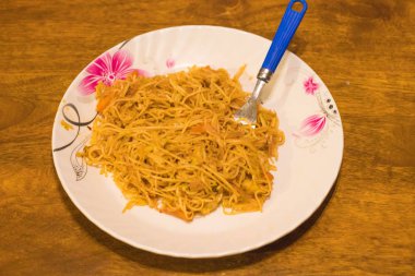 sebze erişte bir tabaktabakservis