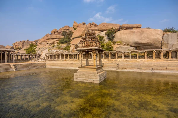 Внушительный Вид Пушкарани Хампи Возле Храма Кришны Карнатака Индия — стоковое фото