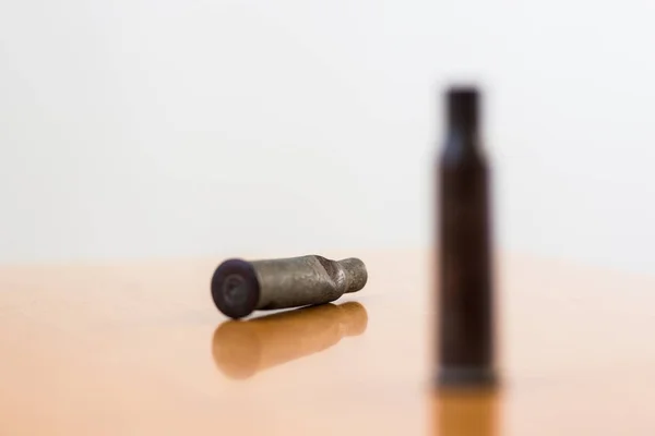 The rifle cartridges old, rusty, military on — Stock Photo, Image