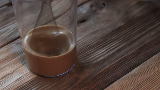 Dalgona Káva Chladné Nadýchané Kávové Latté Espresso Kávovou Pěnou Recept — Stock video