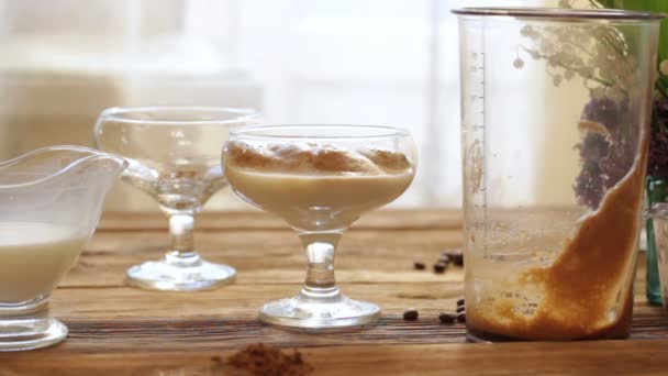 Mousse Café Dalgona Drink Making Recipe Still Nature Avec Pot — Video