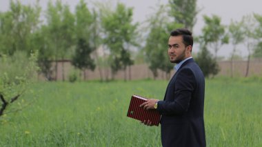 Genç girişimci çalışma açık yapısı