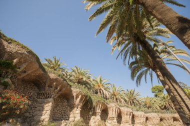Park Guell sütunlu patika, Barselona, İspanya, Ekim 2016