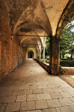 Koridor Lokrum Adası, Hırvatistan Benedictine Manastırı