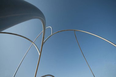 Barcelona, İspanya - Eylül, 28, 2016: Onades dalgalar, heykel Andreu Alfaro Hernandez tarafından Barcelona bağlantı noktası