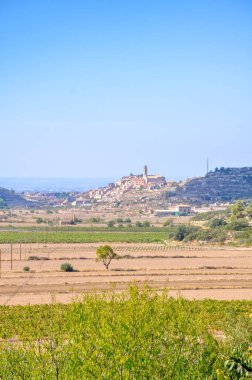 arka plan Romanesk Gotik ortaçağ şehir İspanya ile kırsal görünümü