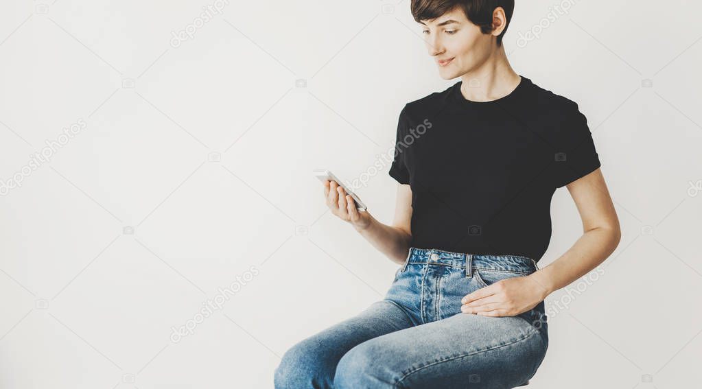 woman using smart phone 