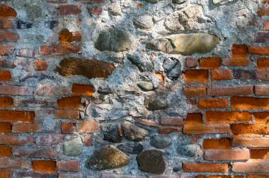Eski bir tuğla duvarın parçası