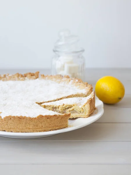 Bolo de limão caseiro fresco . — Fotografia de Stock