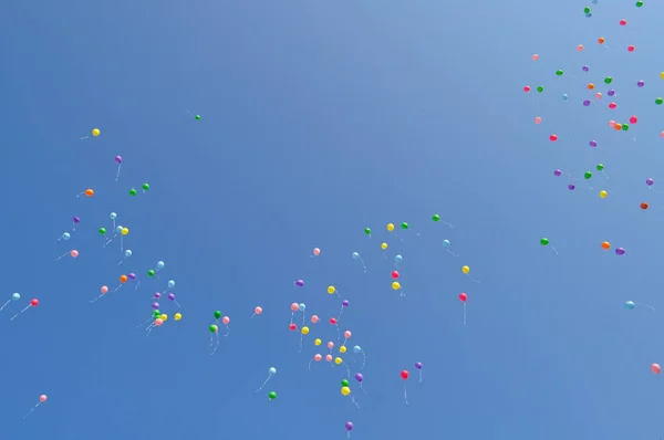 Balão de ar no céu — Fotografia de Stock