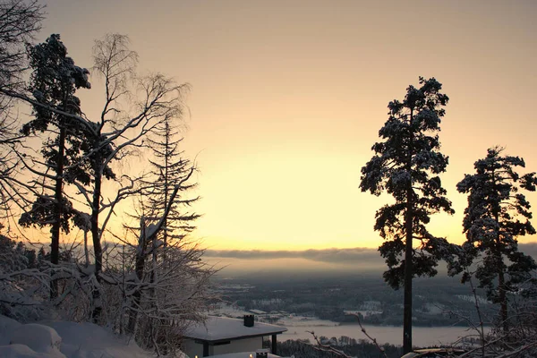 Vista sulla campagna settentrionale prima del tramonto — Foto Stock