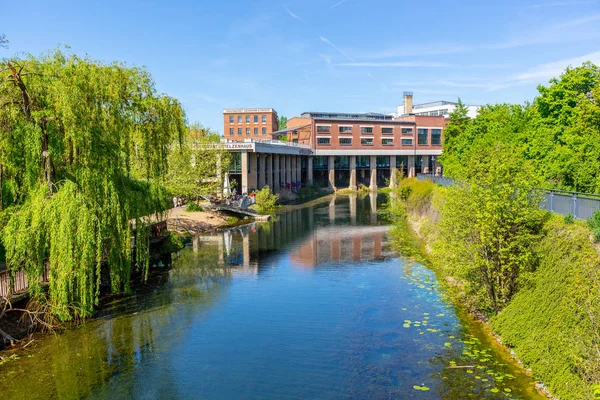 El Karl-Heine-Kanal de Leipzig — Foto de Stock