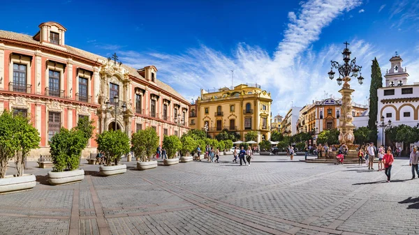 Plaza Virgen de los Reyes de Sevilla — Foto de Stock