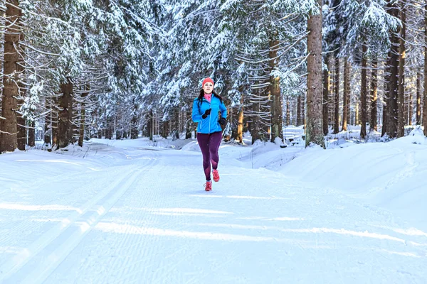 Jogging inverno — Fotografia de Stock