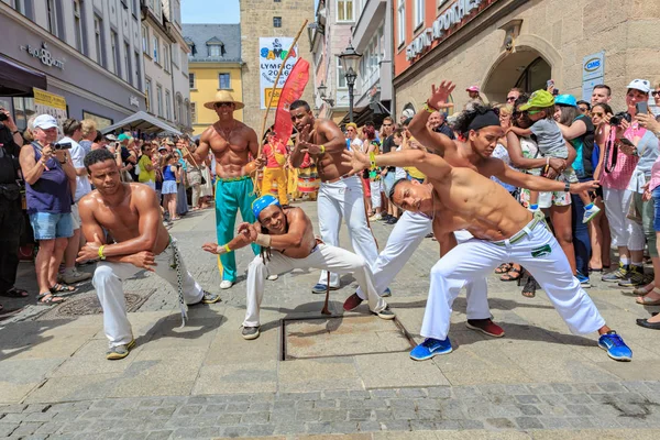 The capoeira dancer — Stock Photo, Image