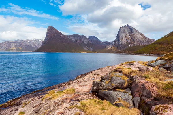 Het eiland Senja bij Rodsand — Stockfoto