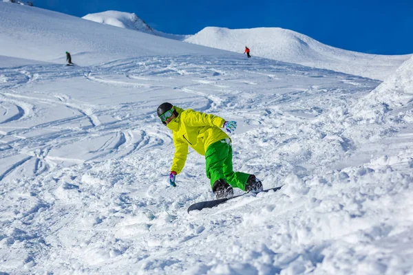 Uno Snowboarder Sulle Piste Delle Alpi Austria — Foto Stock