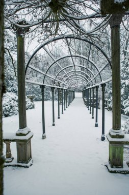 Almanya'da Coburg yakınlarındaki Hohenstein kalesinin wintry sahneleri