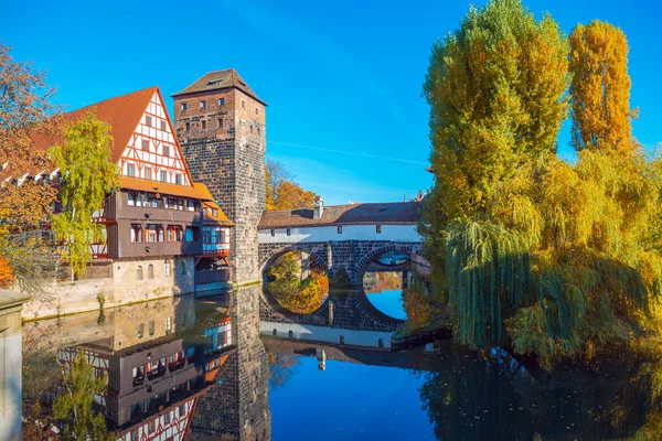 Norymberga Niemcy Października 2016 Riverside Rzeki Pegnitz Miasta Norymberdze Niemcy — Zdjęcie stockowe