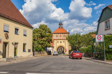 Hassberge, Almanya - Nisan 2019: Hassberge eyaletindekoenigsberg townscape, Bavyera, Almanya