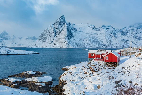 Рибацькому Селі Hamnoy Лофотені Островах Норвегія — стокове фото