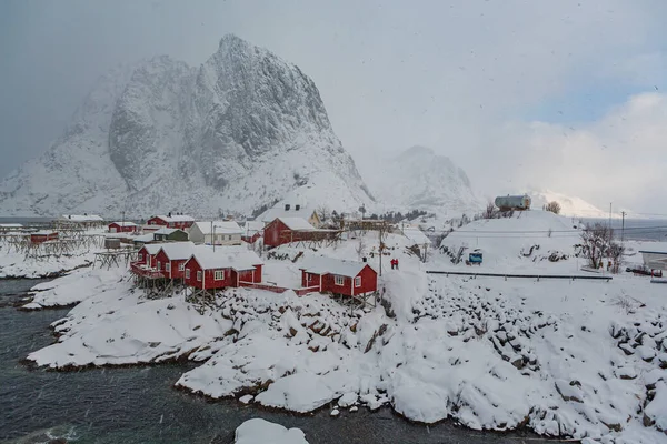 Рибацькому Селі Hamnoy Лофотені Островах Норвегія — стокове фото