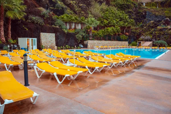 Outdoor Complex Beach Chairs Pool — Stock fotografie