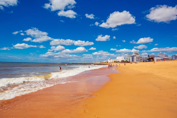 Quarteira Algarve Portugalsko Circa Září 2015 Pláž Quarteira Algarve Portugalsko — Stock fotografie