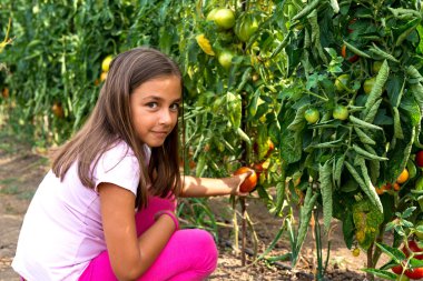Sebze Bahçesi, küçük kız