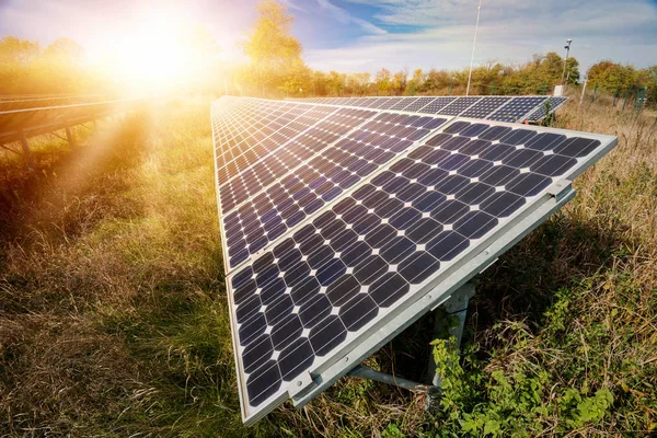 Photovoltaic panels - alternative electricity source — Stock Photo, Image