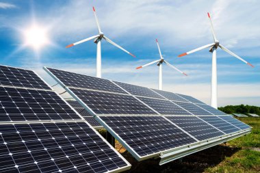 Fotoğraf kolaj güneş panelleri ve Rüzgar turbins - sürdürülebilir kaynaklar kavramı