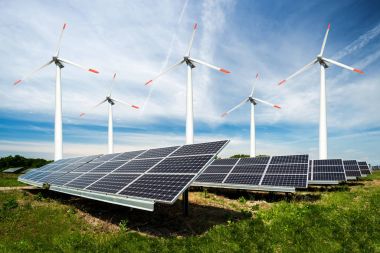 Fotoğraf kolaj güneş panelleri ve Rüzgar turbins - sürdürülebilir kaynaklar kavramı