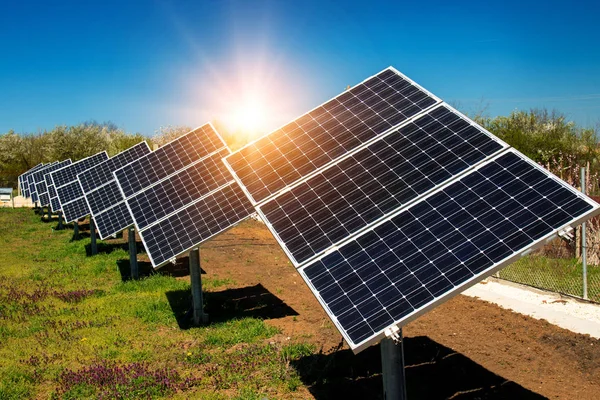 Solar panel, photovoltaic, alternative electricity source - selective focus, copy space — Stock Photo, Image