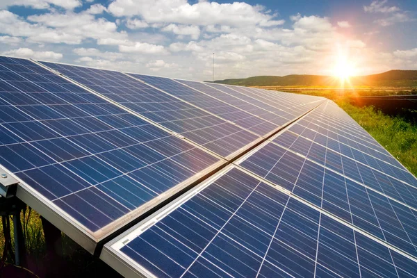 Solar panels, photovoltaic - alternative electricity source — Stock Photo, Image