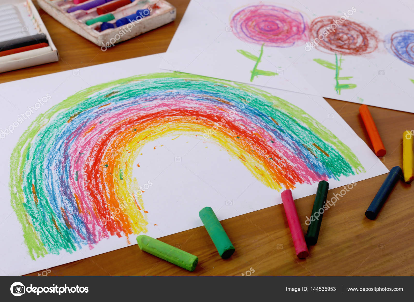 Dessin Avec Crayon Pastel Photographie Vaitekune 144535953
