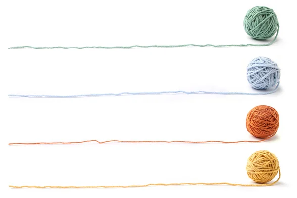 Bunte Baumwollfadenbälle Isoliert Auf Weißem Hintergrund Garnkugeln Vier Farben Orange — Stockfoto