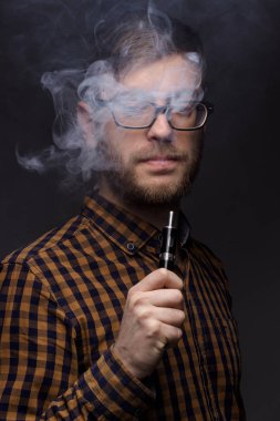 Vape sigara bir sakallı