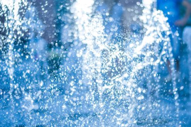 Çeşmeden su coşma. Splash su çeşme, soyut resim