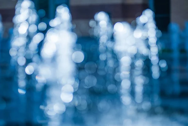 The gush of water of a fountain. Splash of water in the fountain, abstract image — Stock Photo, Image