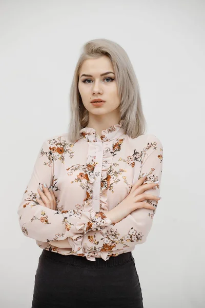 Mooie Drukte Vrouw Blondine Mode Model Geïsoleerd Wit — Stockfoto