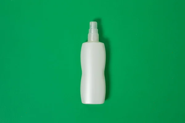 Καλλυντικά Ενυδατικό Μπουκάλι Κενό Πλαστικό Μπουκάλι Καλλυντικών Που Απομονώνονται Πράσινο — Φωτογραφία Αρχείου