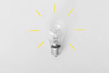 Parlak sarı ampul, busienss fikir kavramı