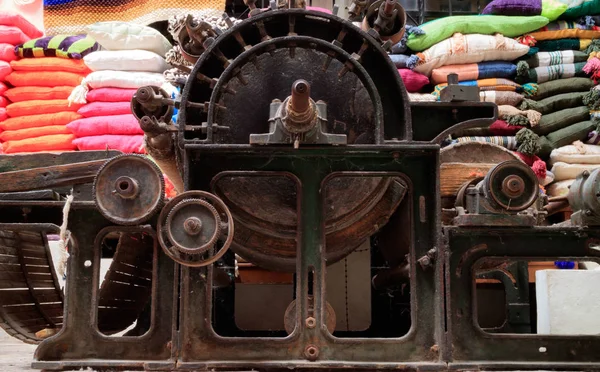 Vintage dokuma makinesi — Stok fotoğraf
