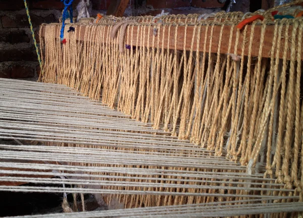Vintage weven wol loom — Stockfoto