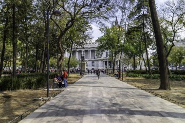 Merkez alışveriş merkezi