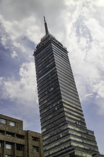 Torre latino-americana — Fotografia de Stock